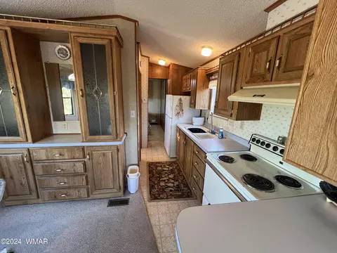 3546 Juniper Break Trl, Overgaard, AZ 85933 photo 6