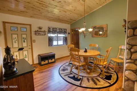 Dining - 2346 S Buffalo Loop, Overgaard, AZ 85933 photo 1 of 1