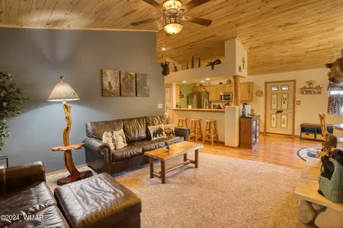 Living - 2346 S Buffalo Loop, Overgaard, AZ 85933 photo 1 of 2