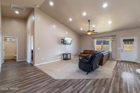 Entry Way - 497 W 3rd Ave, Eagar, AZ 85925 photo 2 of 2
