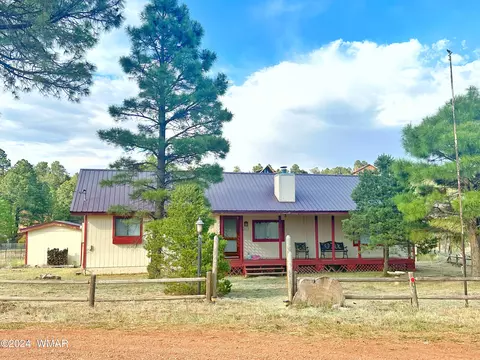 Exterior - 2815 Pine Hill Dr, Overgaard, AZ 85933 photo 2 of 2