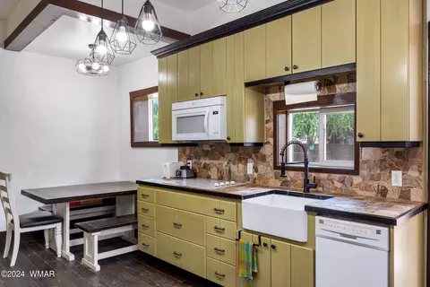 Kitchen - 786 S Harless St, Eagar, AZ 85925 photo 1 of 3