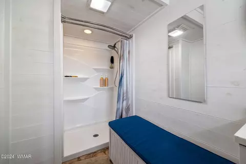 Bath - 786 S Harless St, Eagar, AZ 85925 photo 3 of 3