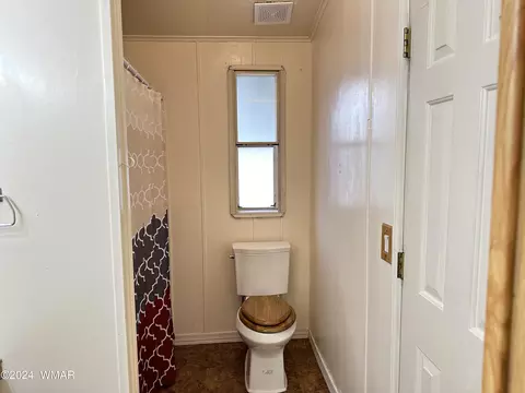 Bath - 760 S Butler St, Eagar, AZ 85925 photo 3 of 4