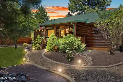 2689 Lodge Loop, Overgaard, AZ 85933