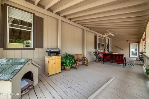 1398 S Pine St, Eagar, AZ 85925 photo 8
