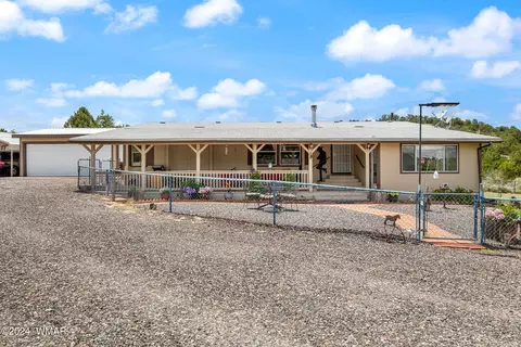 1398 S Pine St, Eagar, AZ 85925