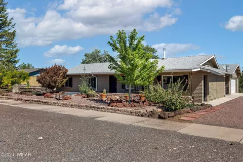 90 E 2nd St, Eagar, AZ 85925