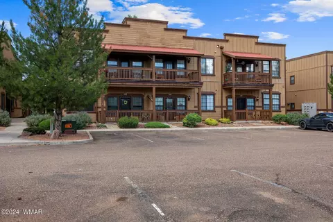 2407 Quarter Horse Trl, Overgaard, AZ 85933
