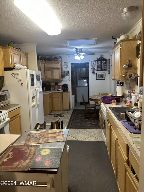 133 N D St, Springerville, AZ 85938 photo 3