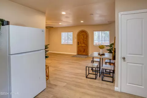 Entry Way - 2150 Wildflower Rd, Overgaard, AZ 85933 photo 2 of 3