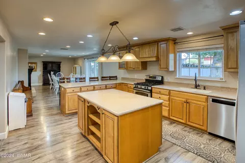 Kitchen - 413 E Maverick Ln, Taylor, AZ 85939 photo 2 of 3