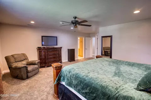 Bedroom - 413 E Maverick Ln, Taylor, AZ 85939 photo 6 of 7