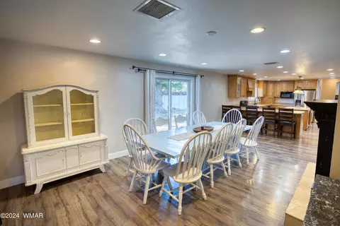 Dining - 413 E Maverick Ln, Taylor, AZ 85939 photo 1 of 2