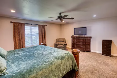 Bedroom - 413 E Maverick Ln, Taylor, AZ 85939 photo 2 of 7