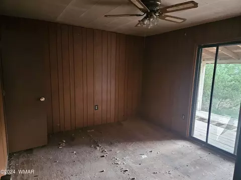 Bedroom - 2877 Big Pine Rd, Overgaard, AZ 85933 photo 1 of 2