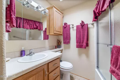 2231 Rodeo Rd, Overgaard, AZ 85933 photo 16