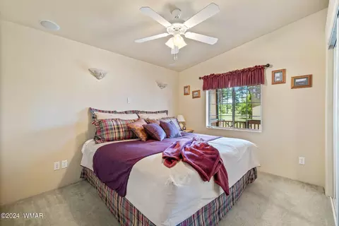 2231 Rodeo Rd, Overgaard, AZ 85933 photo 10