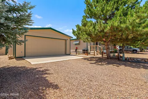 2231 Rodeo Rd, Overgaard, AZ 85933 photo 25