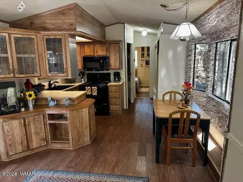 547 E White Mountain Blvd UNIT 18, Pinetop, AZ 85935