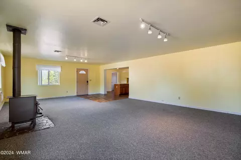 Living - 180 E 1st S St, Snowflake, AZ 85937 photo 4 of 4