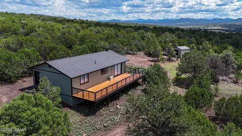 30 Co Rd, Vernon, AZ 85940