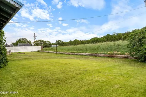 341 Udall St, Eagar, AZ 85925 photo 3