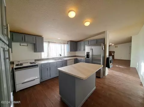 26 N County Road 9183, Concho, AZ 85924