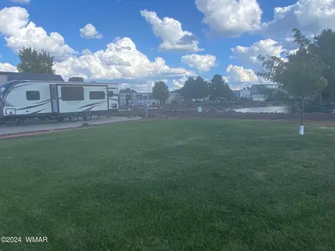 8293 Lake Shore Dr, Show Low, AZ 85901
