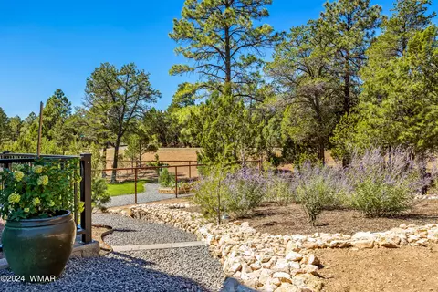Exterior - 2209 Moccasin Dr, Overgaard, AZ 85933 photo 7 of 11
