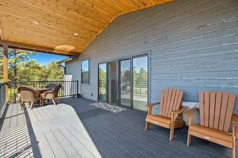 Exterior - 2209 Moccasin Dr, Overgaard, AZ 85933 photo 6 of 11