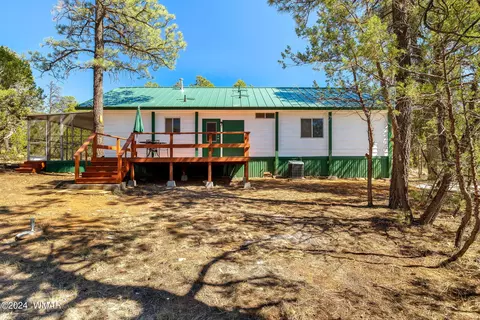 2849 Markham Rd, Overgaard, AZ 85933 photo 3