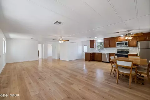2849 Markham Rd, Overgaard, AZ 85933 photo 5