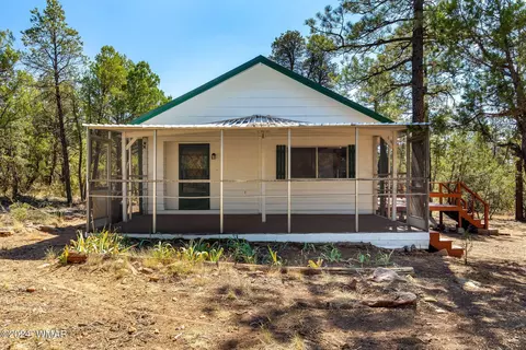 2849 Markham Rd, Overgaard, AZ 85933 photo 4