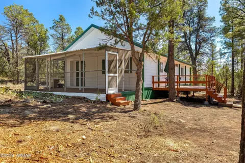 2849 Markham Rd, Overgaard, AZ 85933