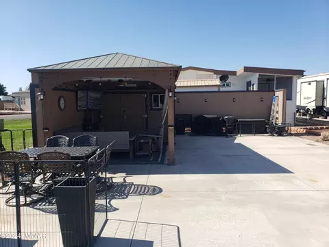 8215 Apache Way #414, Show Low, AZ 85901