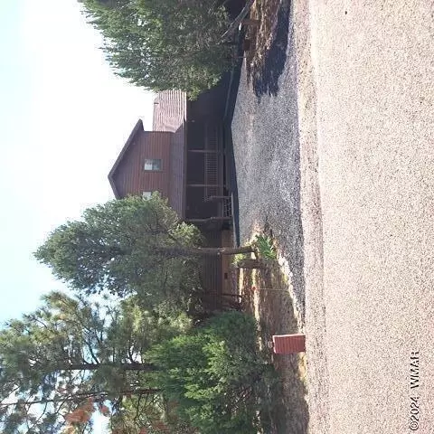 2740 Kitty Hawk Ln, Overgaard, AZ 85933
