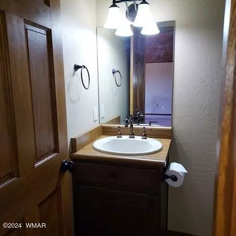 2740 Kitty Hawk Ln, Overgaard, AZ 85933 photo 36