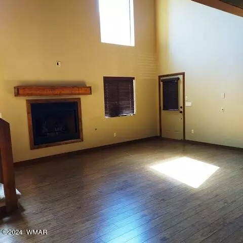2740 Kitty Hawk Ln, Overgaard, AZ 85933 photo 9