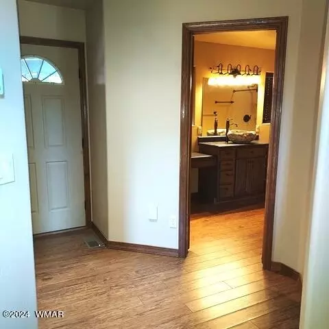 2740 Kitty Hawk Ln, Overgaard, AZ 85933 photo 8