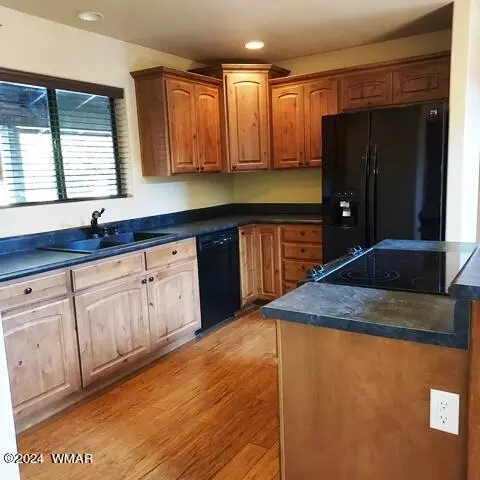 2740 Kitty Hawk Ln, Overgaard, AZ 85933 photo 12