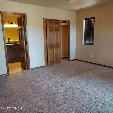2740 Kitty Hawk Ln, Overgaard, AZ 85933 photo 17