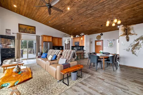 Living - 63 2330, Alpine, AZ 85920 photo 3 of 5