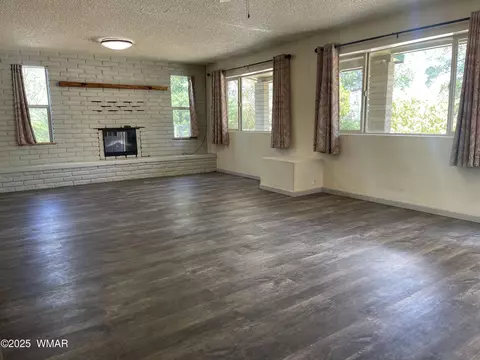 Living - 119 E Central Ave, Eagar, AZ 85925 photo 2 of 4