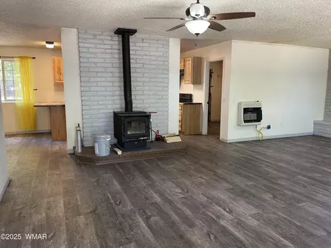 Living - 119 E Central Ave, Eagar, AZ 85925 photo 1 of 4