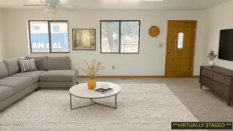 Living - 925 E Maricopa Dr, Springerville, AZ 85938 photo 1 of 8
