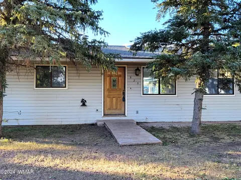 Exterior - 925 E Maricopa Dr, Springerville, AZ 85938 photo 1 of 5