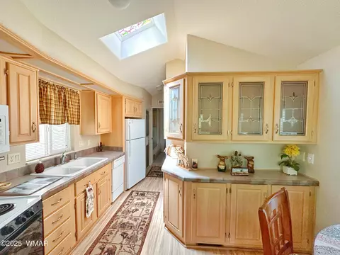 2236 Rodeo Rd, Overgaard, AZ 85933 photo 6
