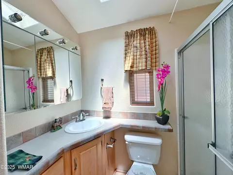 2236 Rodeo Rd, Overgaard, AZ 85933 photo 10