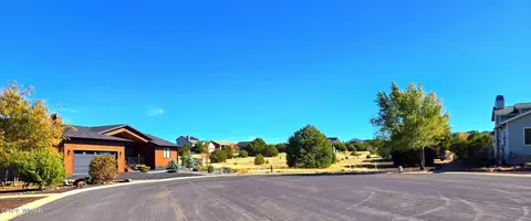 581 S Creekside Dr, Show Low, AZ 85901